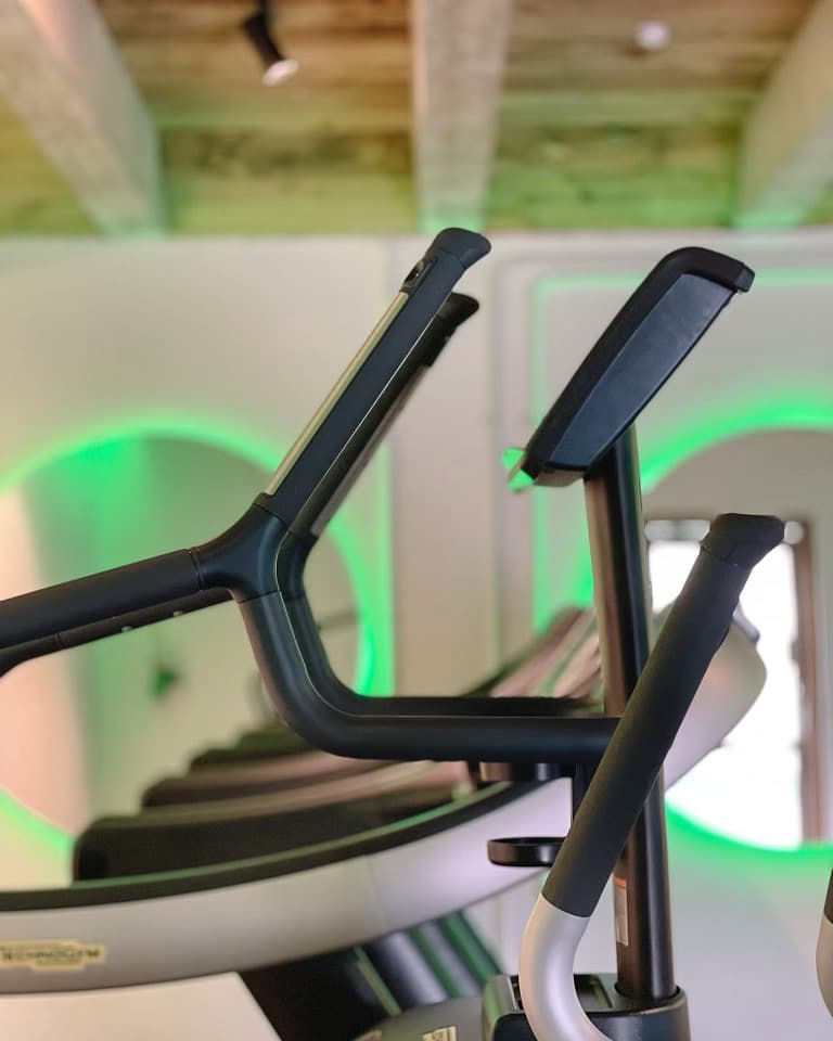 Cardio floor